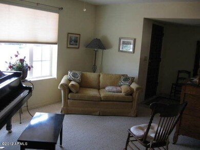 1018 E Morrow Dr, Phoenix, AZ 85024 - photo 4