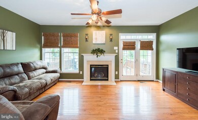 935 Isaac Chaney Ct, Odenton, MD 21113 - photo 4