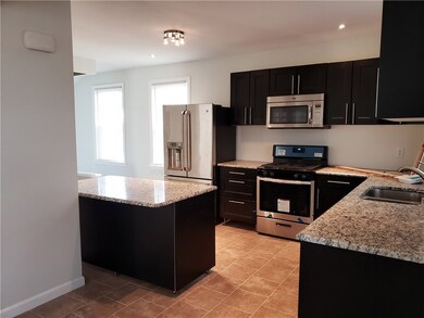 19 Vandewater St, Providence, RI 02908 - photo 3