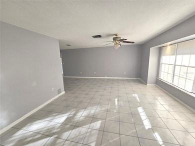 6117 Shadow Wood Ct, Orlando, FL 32808 - photo 2