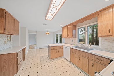 7 Surrey Ln, Canton, MA 02021 - photo 7