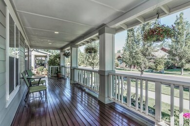 1636 NW Ivy Ave, Redmond, OR 97756 - photo 2