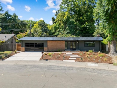 832 Skipper Cir, Sacramento, CA 95822 - photo 3