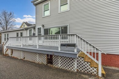 56 Cass St unit 2, Portsmouth, NH 03801 - photo 3