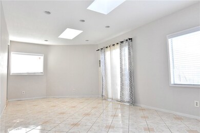 2619 Greentop St, Lakewood, CA 90712 - photo 6