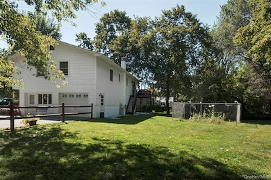 31 Pine Tree Dr, Poughkeepsie, NY 12603 - photo 3