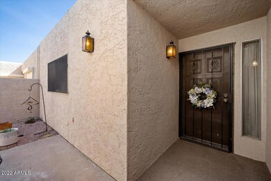 06-Front Door