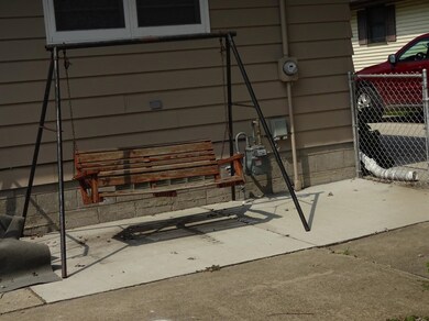 9039 Cottage Grove Place, Highland, IN 46322 - photo 7