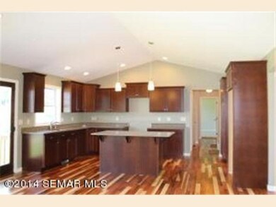 1378 Crestview Dr, Winona, MN 55987 - photo 3