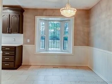 8909 S 200th East Ave, Broken Arrow, OK 74014 - photo 7