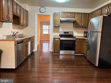 5924 Dorchester Way, Rockville, MD 20852 - photo 6