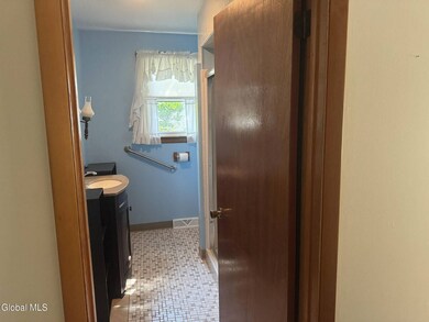 264 Rotterdam St, Schenectady, NY 12306 - photo 7