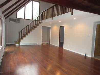 375 Wild Acres Dr, Dingmans Ferry, PA 18328 - photo 4