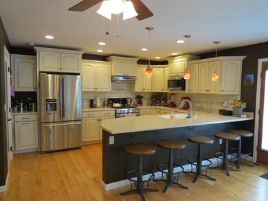 07 kitchen 1