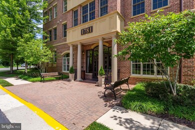 1781 Chain Bridge Rd unit 207, McLean, VA 22102 - photo 3