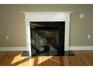 Den/Family/Great Room. Gas Fireplace