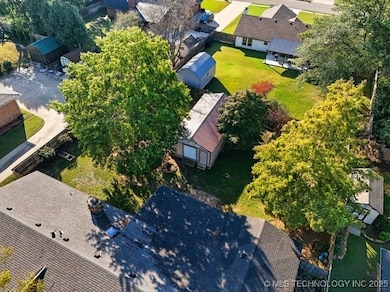 2549 Regency Rd, Bartlesville, OK 74006 - photo 5