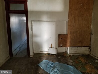 1818 N Fulton Ave, Baltimore, MD 21217 - photo 5