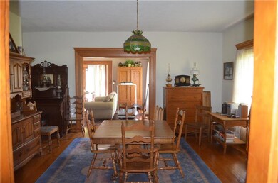 711 E 4th St N, Newton, IA 50208 - photo 6