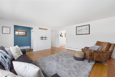 289 Oliphant Ln, Middletown, RI 02842 - photo 4