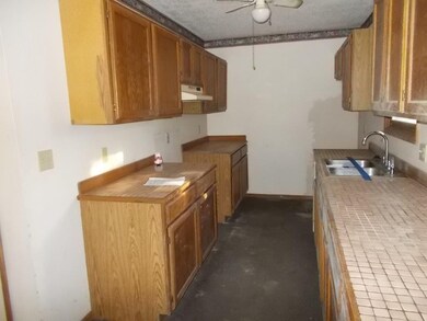 106 Shelton Dr, Eureka Springs, AR 72632 - photo 7