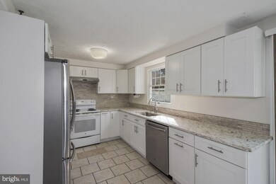 6296 Blue Dart Place, Columbia, MD 21045 - photo 3