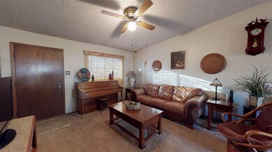 305 Plainview Dr, Alamogordo, NM 88310 - photo 3