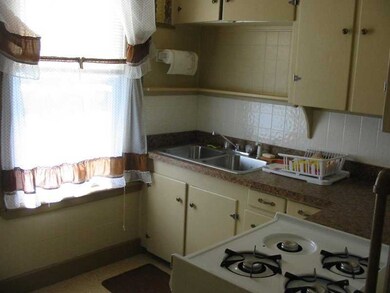 64 Cleveland St, Central Falls, RI 02863 - photo 7