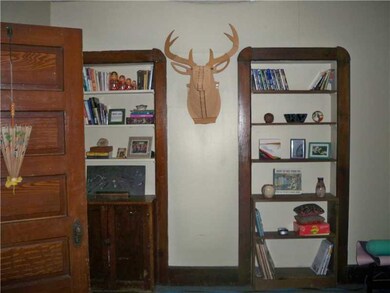 Family Room.