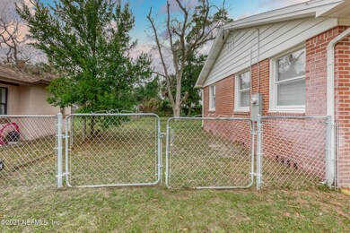 4519 Manchester Rd, Jacksonville, FL 32210 - photo 5