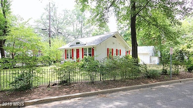 4606 Calvert Rd, College Park, MD 20740 - photo 3