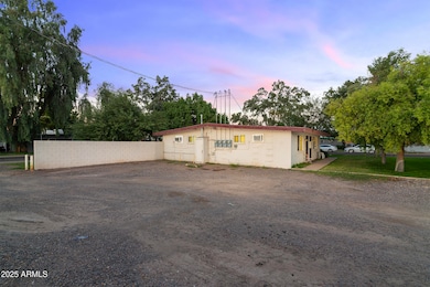 1002 S Mariana St, Tempe, AZ 85281 - photo 4