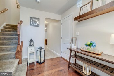 940 Magnolia Blossom Ct, Sykesville, MD 21784 - photo 4