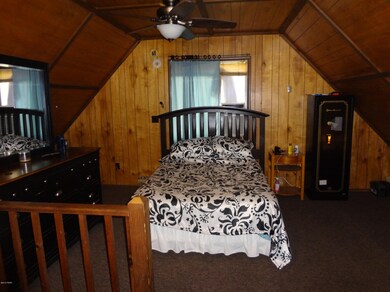 1018 Cedar Dr, Jefferson Township, PA 18436 - photo 7