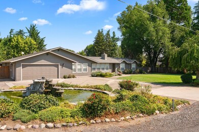 2992 Lapine Ave, Central Point, OR 97502 - photo 2