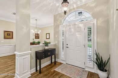 6-web-or-mls-Thornwood Ln-0406-006