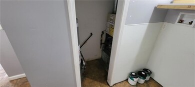 633 Blossom Dr, Lorain, OH 44052 - photo 7