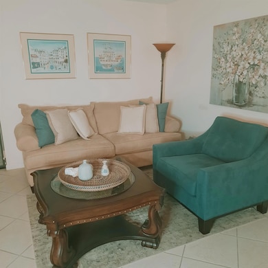 15449 Lakes of Delray Blvd unit 1060, Delray Beach, FL 33484 - photo 4