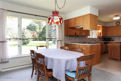 107 Paw St, Three Oaks, MI 49128 - photo 3