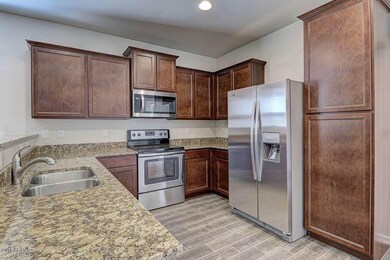 LGIHomes_Ajo_R-4