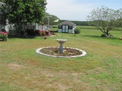 4097 Essex Mill Rd, Dunnsville, VA 22454 - photo 4