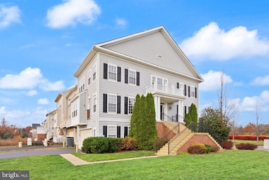 11821 Whitworth Cannon Ln, Bristow, VA 20136 - photo 2