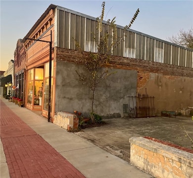 720 S Main, Calvert, TX 77837 - photo 7