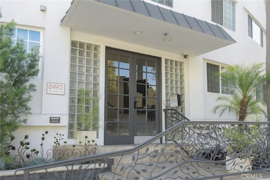 8490 Fountain Ave unit 306, West Hollywood, CA 90069 - photo 3