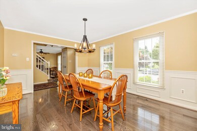 406 Kalorama Rd, Sykesville, MD 21784 - photo 4