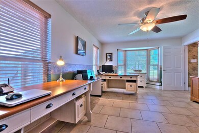 Mother-in-Law Suite used as a Oversized Home Offic