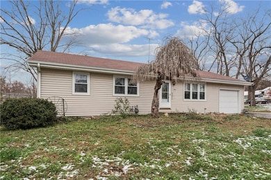 12 SE 15th St, Concordia, MO 64020 - photo 2