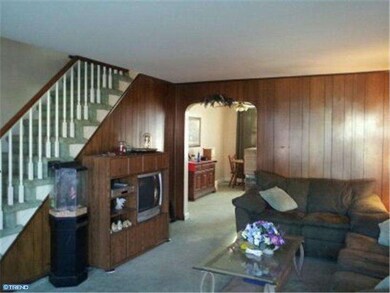 1076 Cedarwood Rd, Glenolden, PA 19036 - photo 2