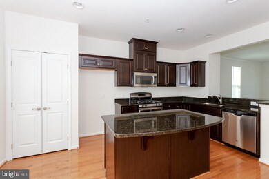 1808 Honeysuckle Ct, Downingtown, PA 19335 - photo 6