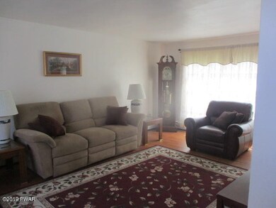 113 Sunset Rd, Roaring Brook Township, PA 18444 - photo 3